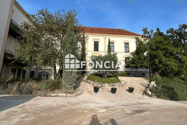 Appartement 4 pièces 90 m²