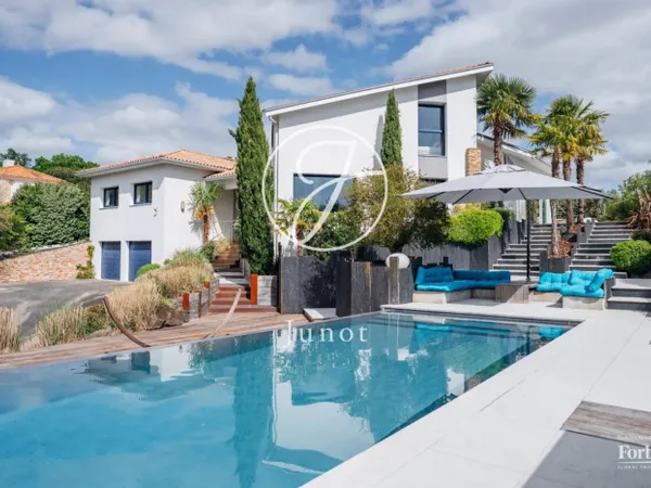 Superbe maison d'architecte - 237.43 m² habitables - Géothermie