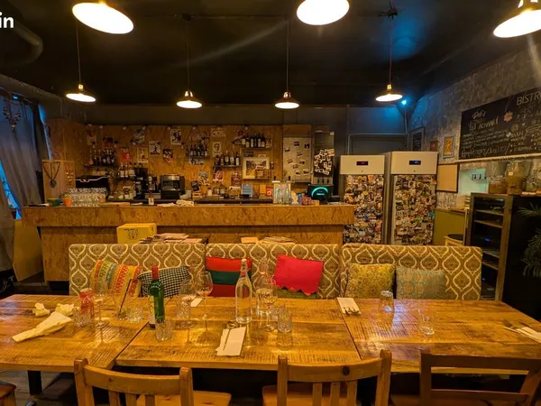 Restaurant à céder - lyon - licence iv - extraction - équipement récent - clé en main