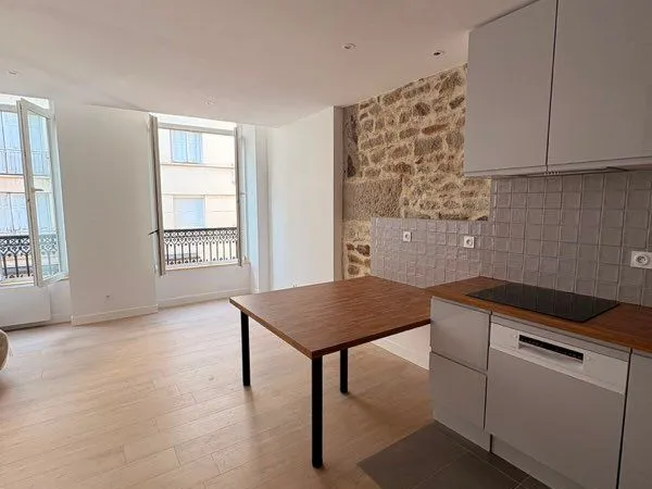 Appartement refait à neuf hypercentre