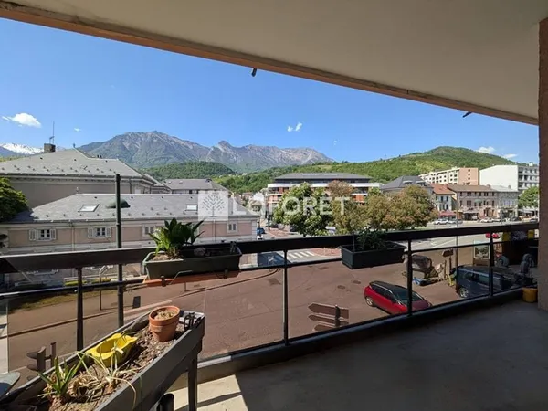 Appartement 4 pièces 94 m²