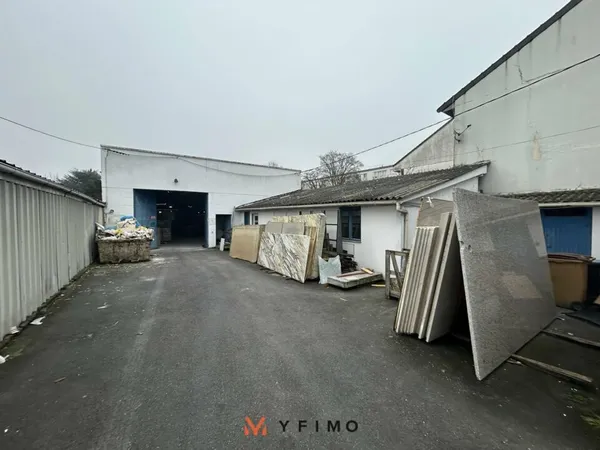 ACTIVITE - ENTREPOTS à VENDRE