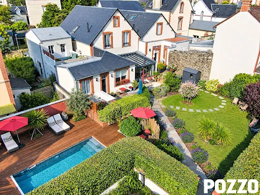 Villa 9 pièces 320 m²