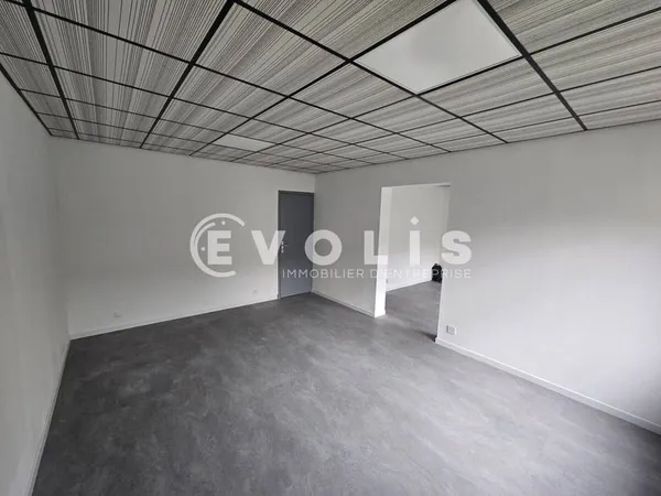 Local d'activité 1265 m²