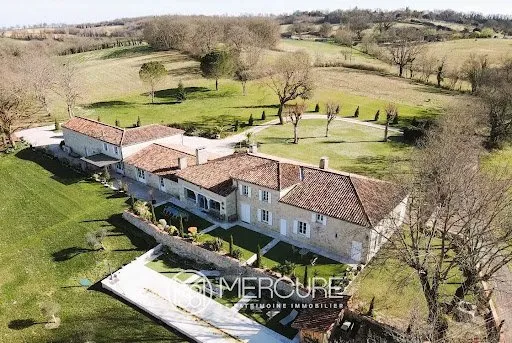 Propriété 13 pièces 550 m²