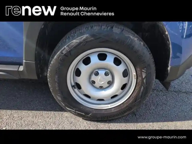 Dacia Duster 1.0 eco-g 100ch essentiel 4x2 — photo 11