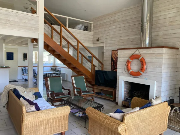 Vends maison 168m², 6 pièces, 5 chambres avec 1 en mezzanine, jardin 1100m²