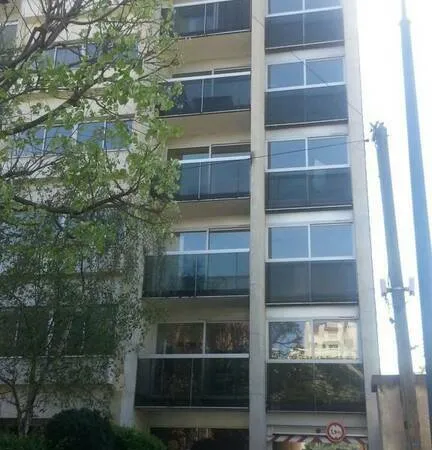 Bureau 100 m²