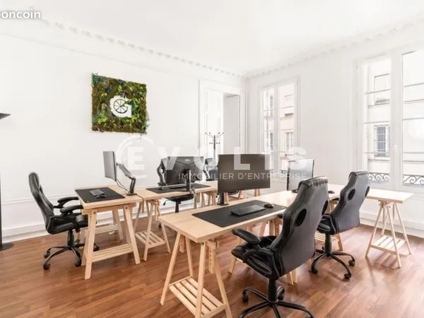 Bureau 138 m²