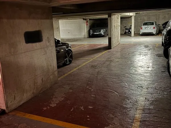 Location Place de Parking couverte