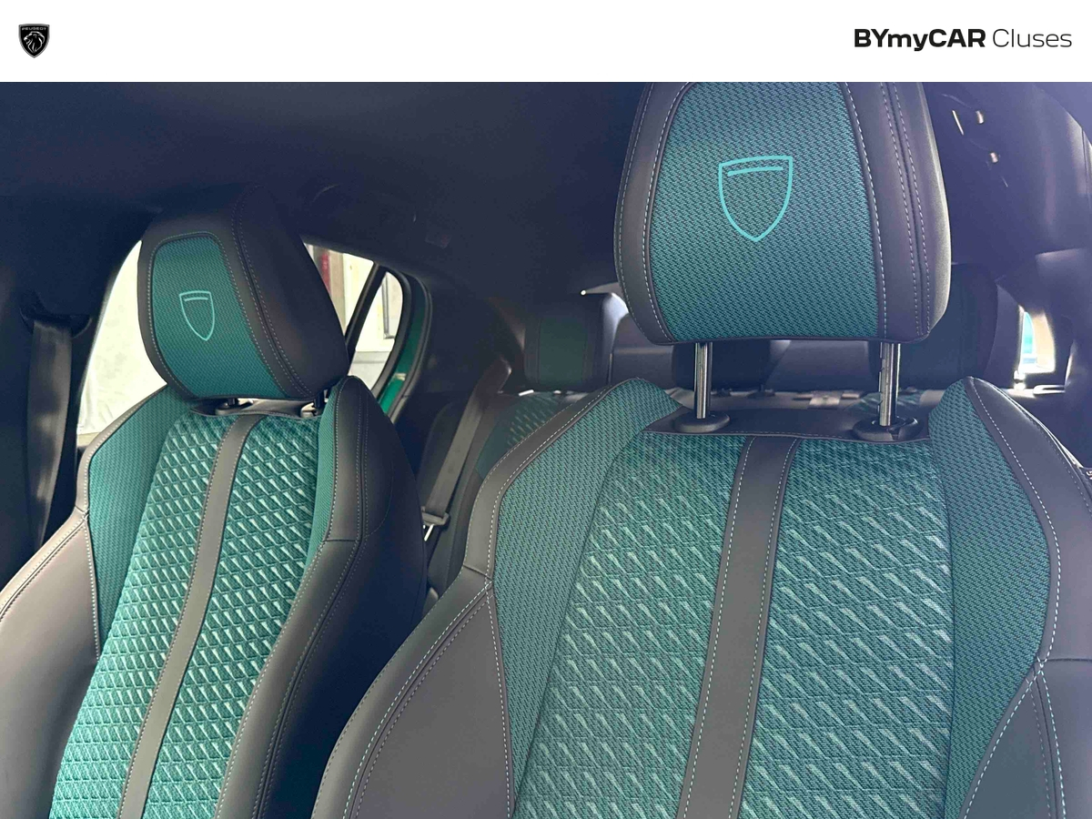Peugeot 208 Hybrid 110 ch e-DCS6 — photo 28