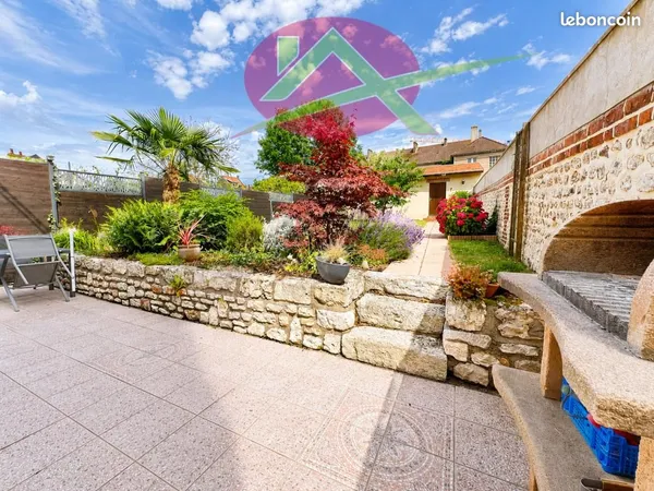 Maison 7 pièces 170 m²