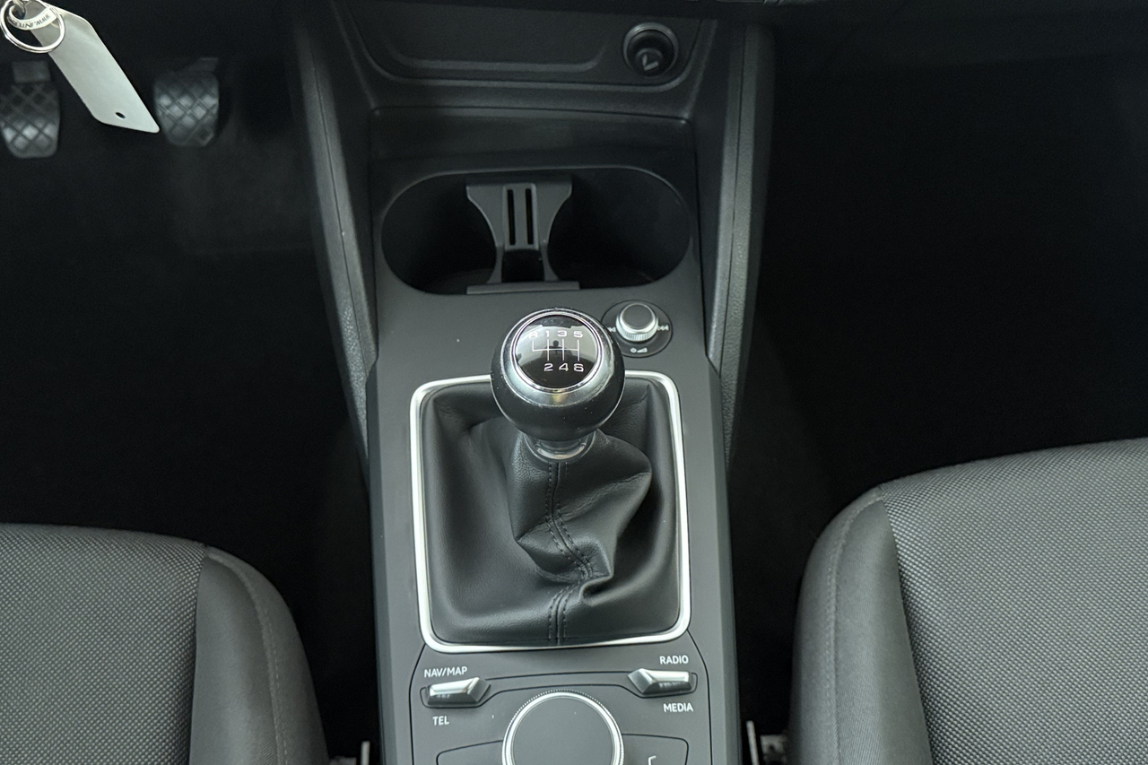 Audi Q2 — photo 12
