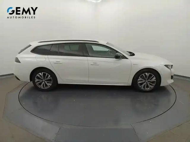 Peugeot 508 sw hybrid 225 e-eat8 — photo 4