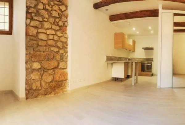 Studio 1 pièce 30 m²