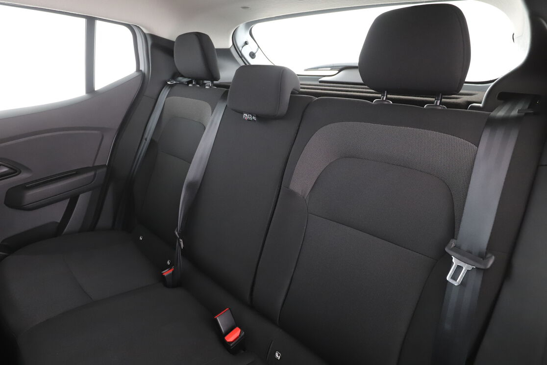 Dacia Sandero 1.0 SCe Essential — photo 13