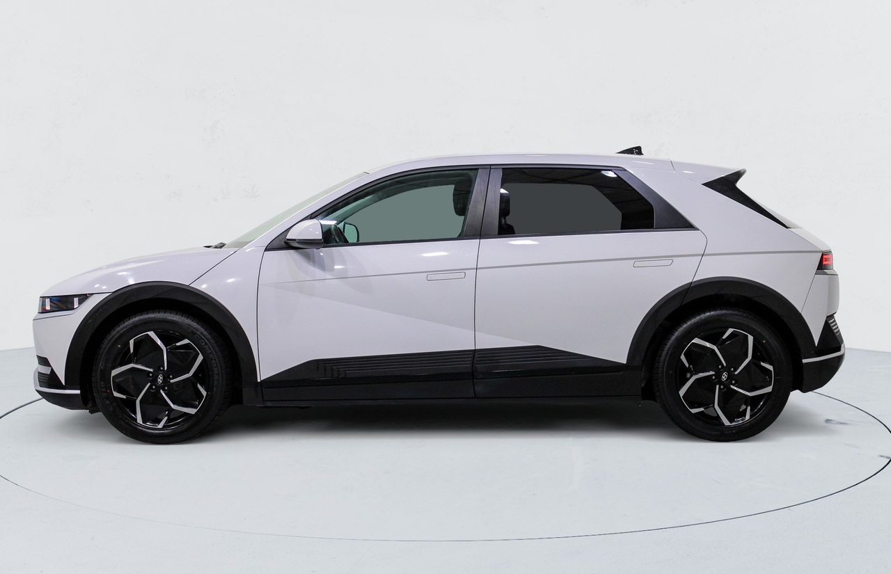 Hyundai Ioniq 5 — photo 2
