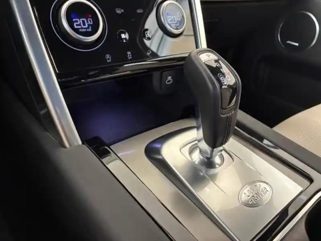 Land Rover Discovery Sport p200 flex fuel r-dynamic se awd bva — photo 15