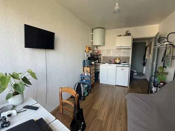 Studio 2 pièces 16 m²