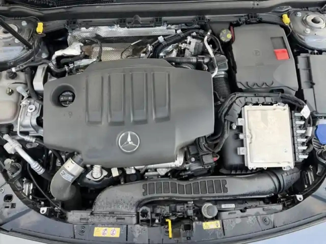 Mercedes Classe A 200 d amg line — photo 13