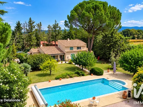 Maison 6 pièces 165 m²