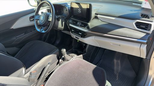 Suzuki Swift 1.2 Dualjet 83 Hybrid - Pack – 2024 – 34050 km – Hybride essence – Boîte Manuelle — photo 23