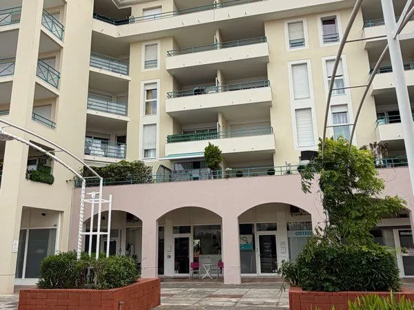 Juan les pins piscine mer