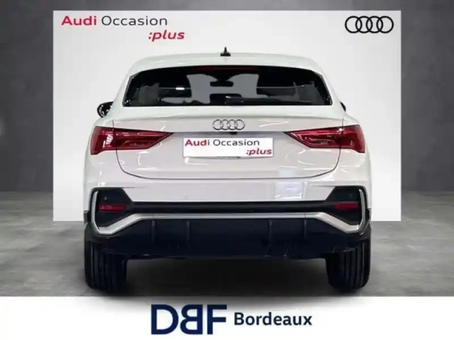 Audi Q3 45 tfsie 245 ch s tronic 6 s line — photo 4