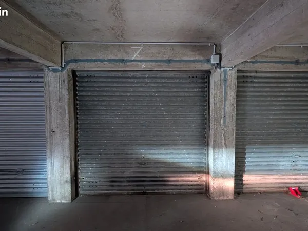 Box/garage fermé à louer av De Gaulle Champigny Champigny av. De Gaulle 110