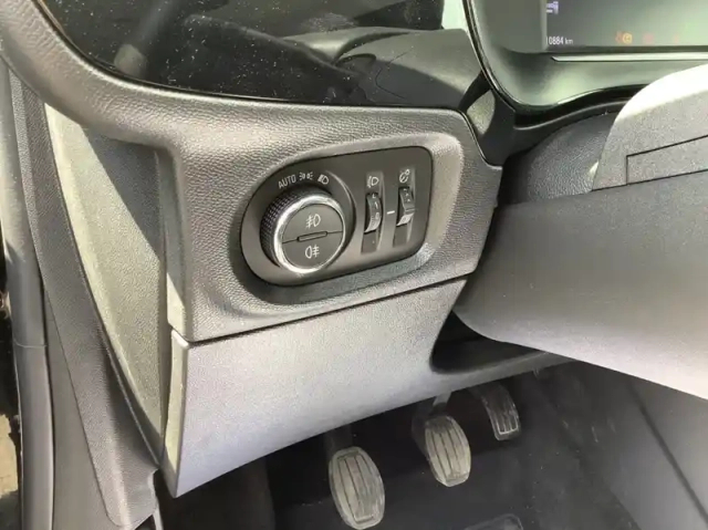 Opel Corsa nouvelle 1.2 turbo 100 ch edition — photo 26