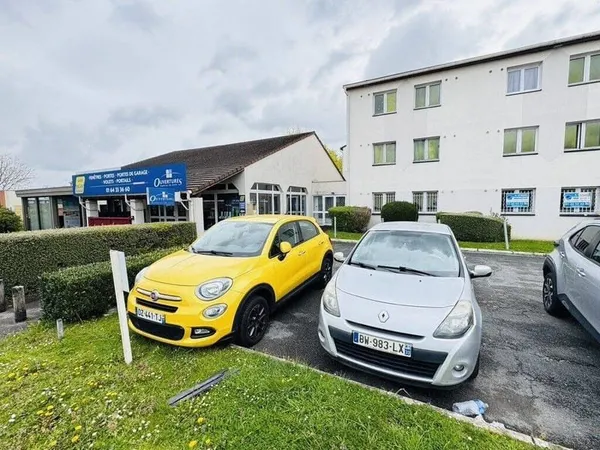 Bureaux 230 m²
