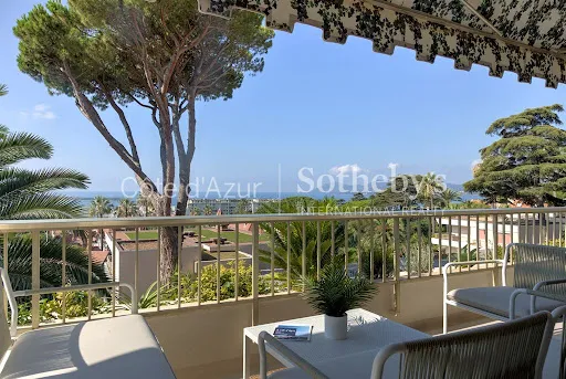 Appartement 5 pièces 121 m²