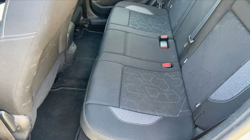 Peugeot 2008 1.6 BlueHDi 75 - Active – 2018 – 99354 km – Diesel – Boîte Manuelle — photo 37
