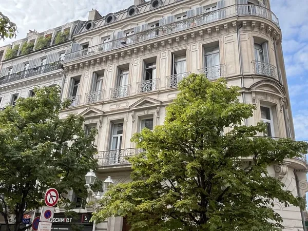 TOULON, Haute-Ville, très joli T2 dans u superbe immeuble Ha