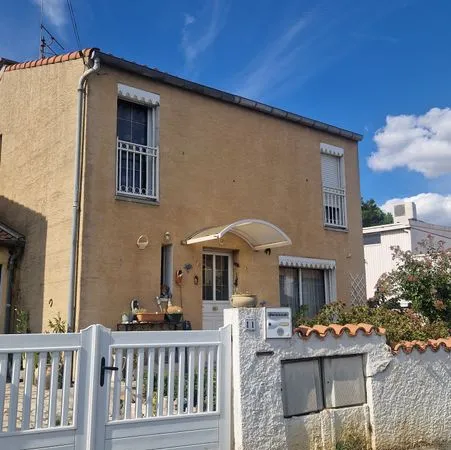 Maison agréable et lumineuse