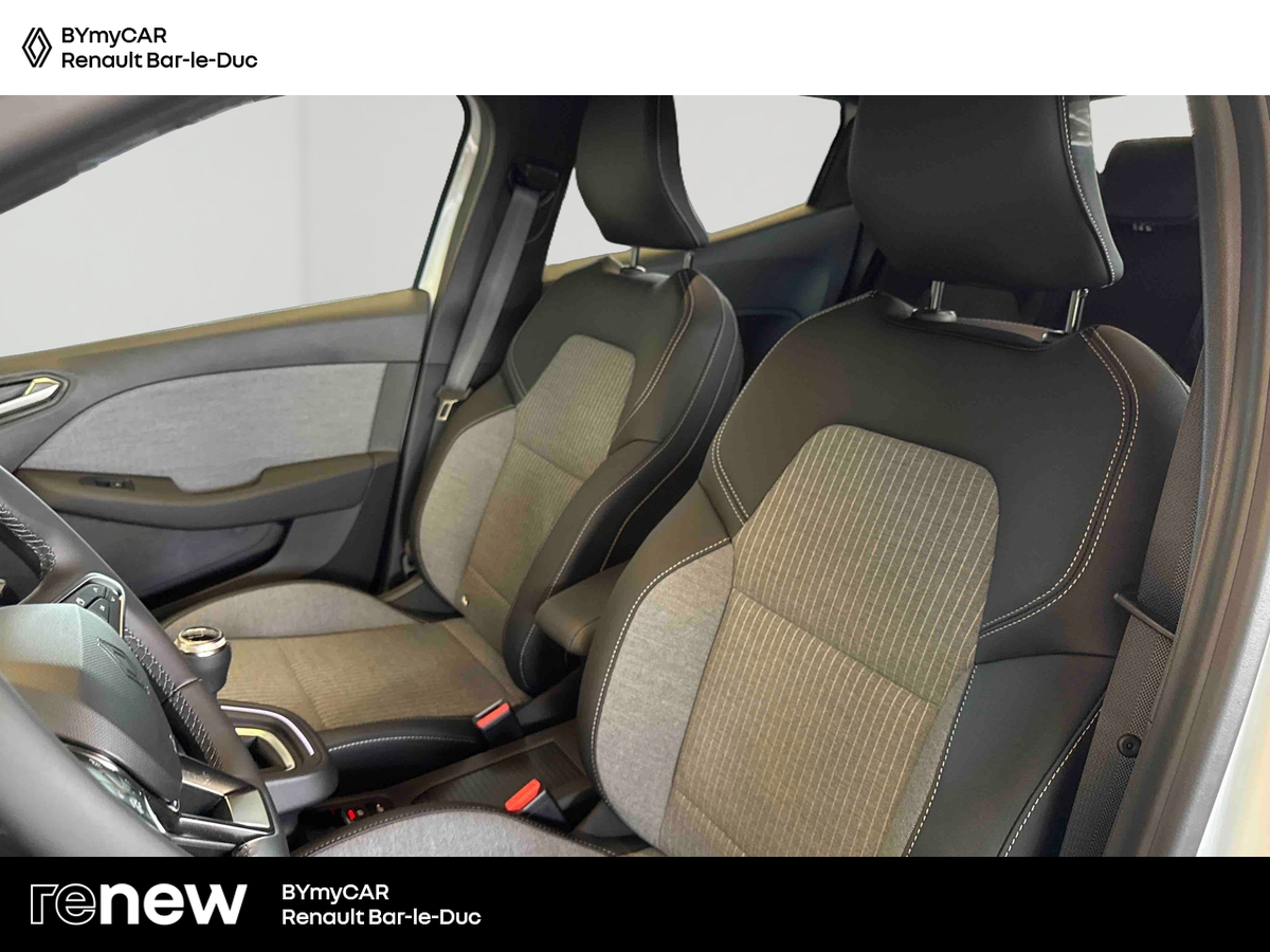 Renault Clio TCe 90 ch GSR2 — photo 11