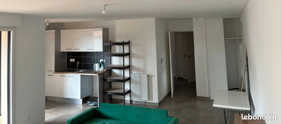 Photo 3
