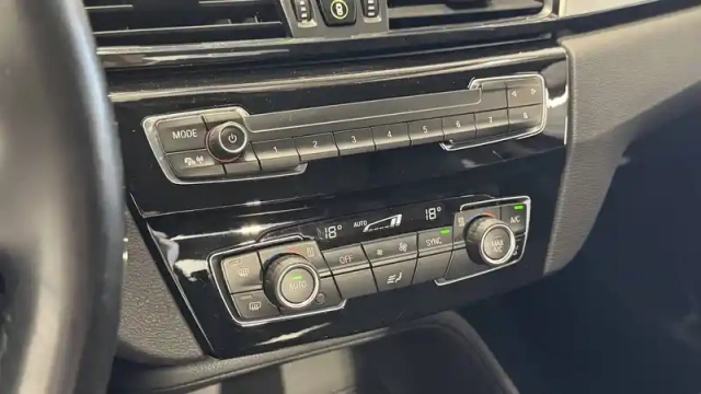 Bmw X1 xdrive 25e 220 ch bva6 — photo 40