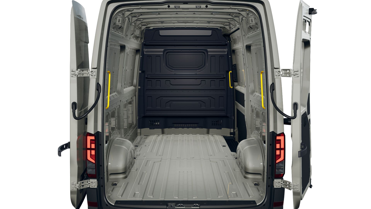 Volkswagen Utilitaires CRAFTER VAN 35 L3H3 2.0 TDI 140 CH BVA8 — photo 4
