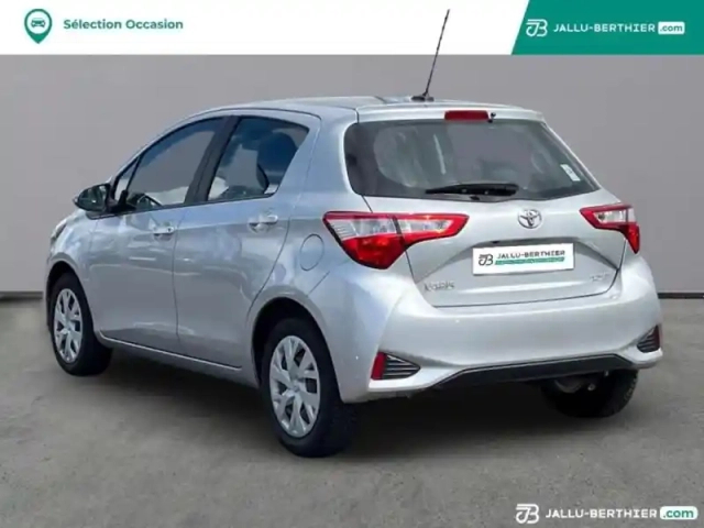 Toyota Yaris 70 vvt-i ultimate 5p — photo 5