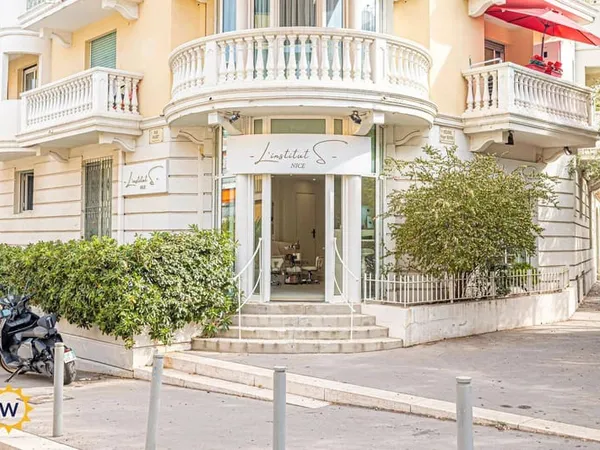 Fonds de commerce 3 pièces 55 m²