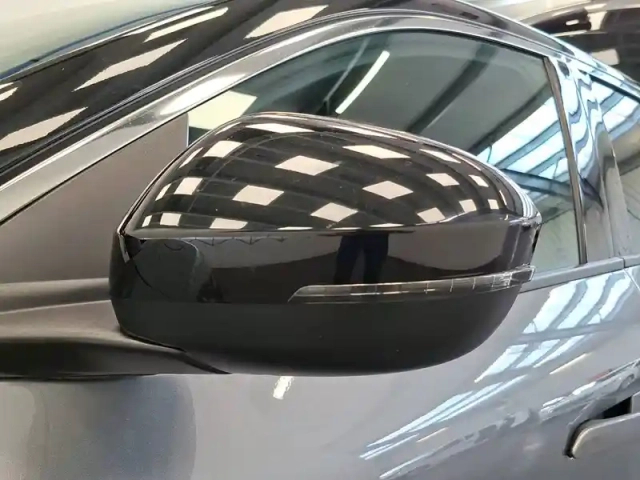 Renault Megane e-tech ev60 220 ch super charge — photo 38