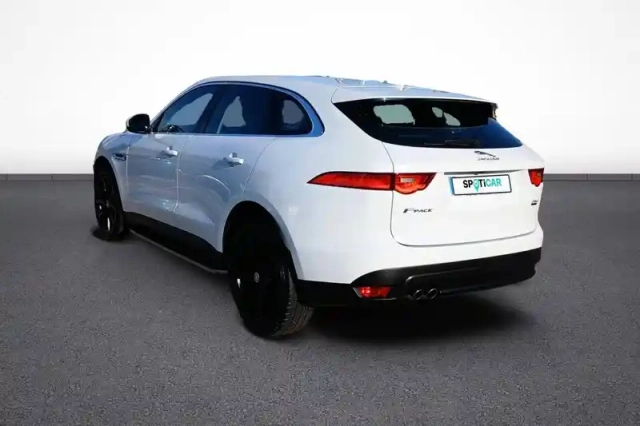 Jaguar F-Pace 2.0 d - 180 ch awd bva8 — photo 4