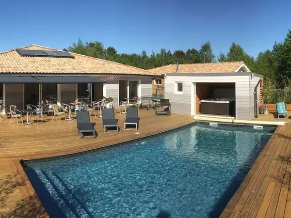 Maison de luxe 9 pièces 273 m²