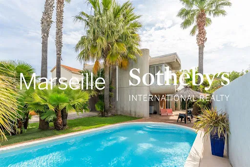 Maison 6 pièces 166 m²