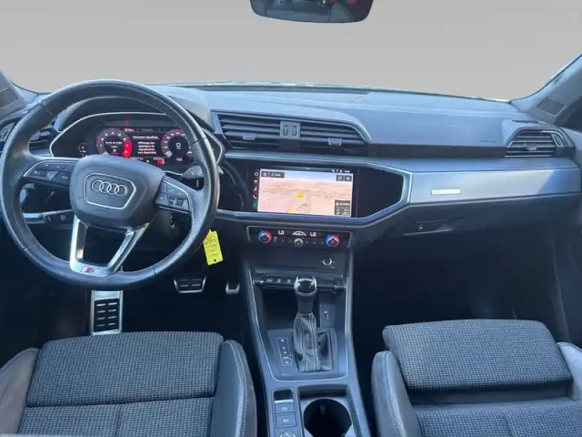 Audi Q3 35 tfsi 150 ch s tronic 7 — photo 15