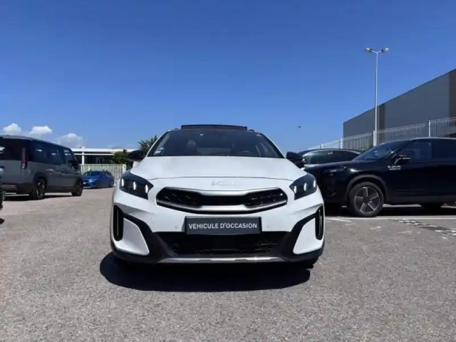 Kia Xceed 1.6 gdi 141ch phev lounge dct6 — photo 2