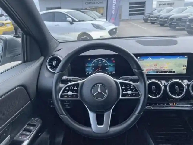 Mercedes Gla 200 163ch progressive line 7g-dct — photo 15