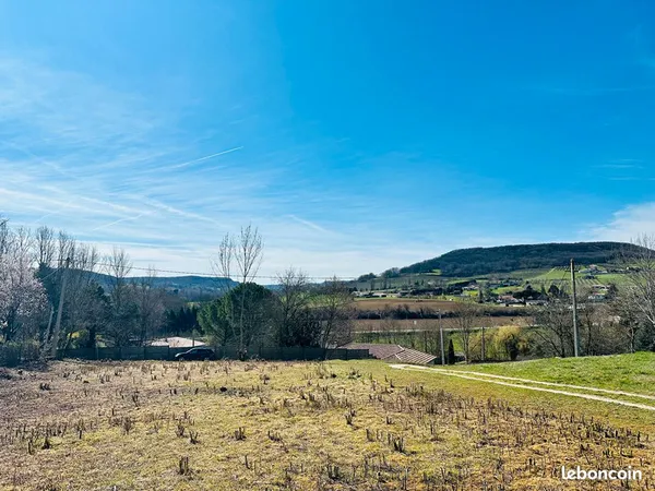 Terrain 3050 m² PENNE D AGENAIS