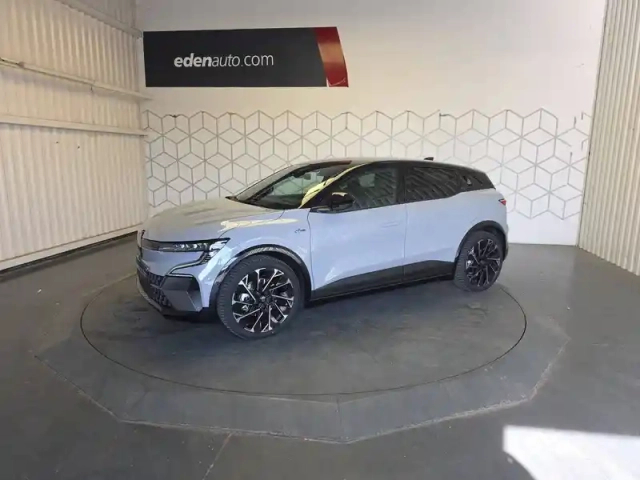 Renault Megane e-tech 220 ch autonomie confort
